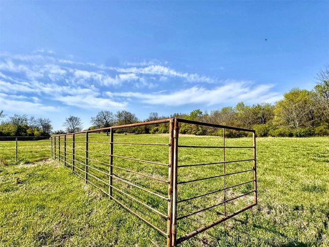 16289 W 810 Rd, House other with 4 bedrooms, 2 bathrooms and null parking in Tahlequah OK | Image 57
