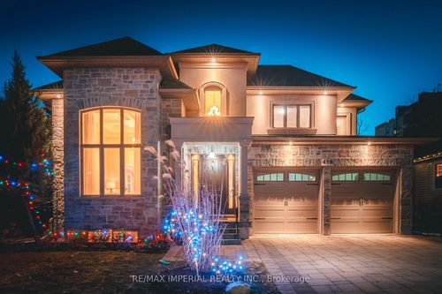 418 Queen Mary Dr, Oakville, ON, L6K3M1 | Card Image