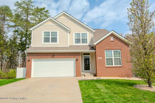 9921 Creek View Estates Dr, Louisville, KY, 40291-5143 | Card Image