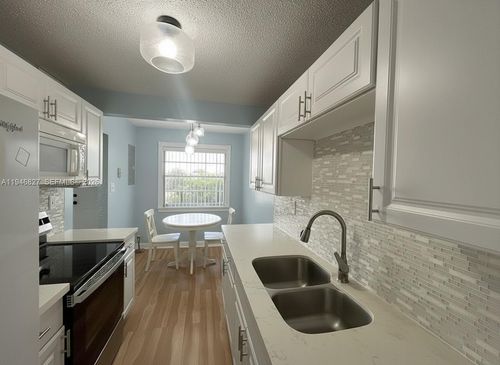 apt-416-3121 Nw 47th Ter, Lauderdale Lakes, FL, 33319-6630 | Card Image