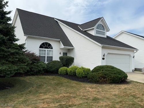 301 Jasmine Ln, Madison, OH, 44057-3100 | Card Image