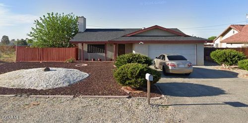 9508 Evelyn Avenue, California City, CA, 93505 | Card Image