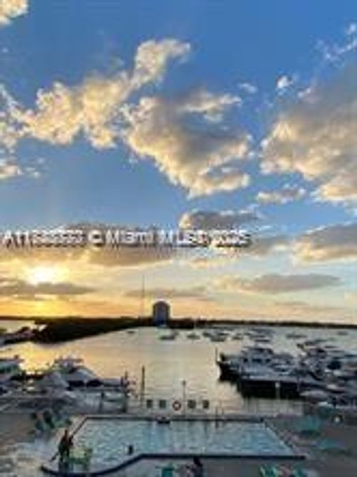 apt-309-7904 West Dr, North Bay Village, FL, 33141-5513 | Card Image