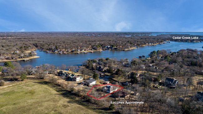 116 1 St Oak Dr, House other with 3 bedrooms, 2 bathrooms and null parking in Enchanted Oaks TX | Image 29