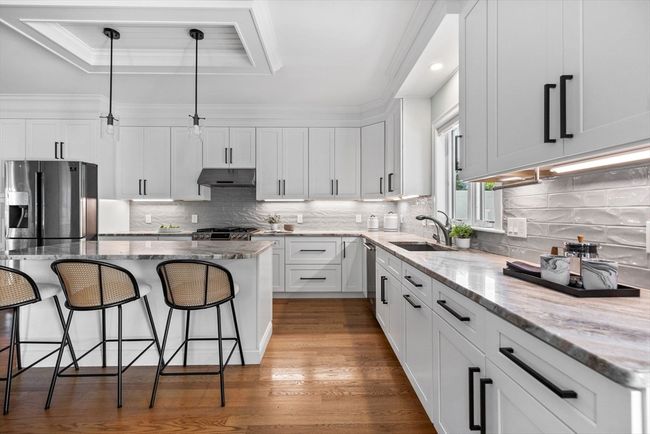 1 - 125 Ash St, Condo with 4 bedrooms, 4 bathrooms and 2 parking in Waltham MA | Image 10