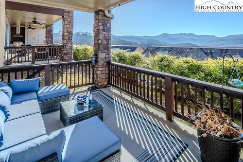 1a-172 Vistas Way, Banner Elk, NC, 28604-6345 | Card Image