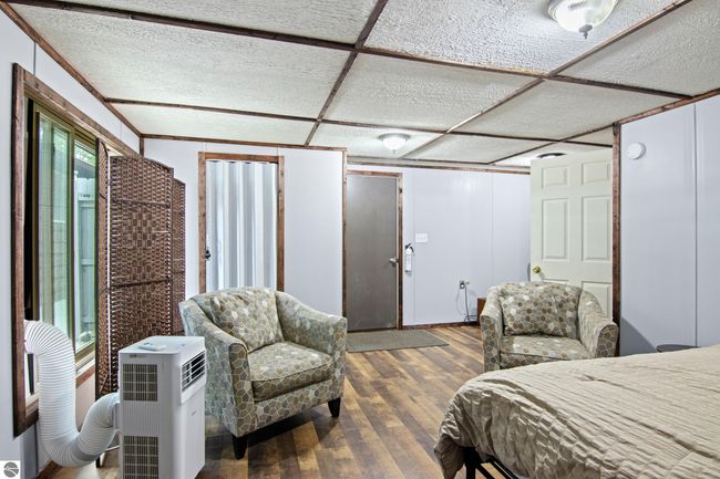 6015 Crystal Beach Rd Nw, House other with 4 bedrooms, 2 bathrooms and null parking in Rapid City MI | Image 24