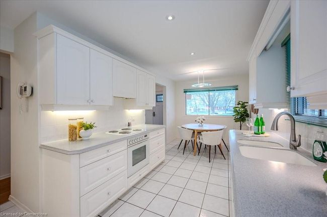 46 Gilmour Cres, House other with 3 bedrooms, 2 bathrooms and 3 parking in Kitchener ON | Image 14