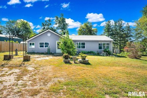 3157 Rakestraw Rd, Manito, IL, 61546-8340 | Card Image