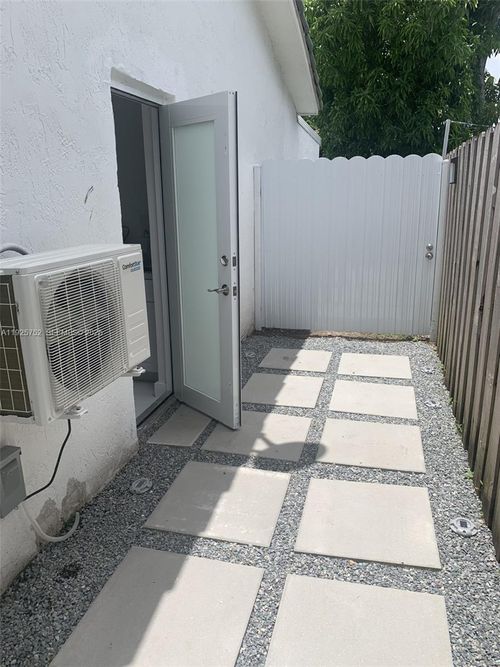 a-20354 Sw 131st Ct, Miami, FL, 33177-6115 | Card Image