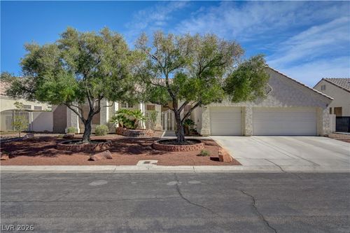 3248 Cambridgeshire St, Las Vegas, NV, 89146-6223 | Card Image