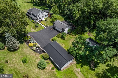 321 Ridge Ave, EPHRATA, PA, 17522-2558 | Card Image