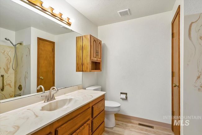 16476 Ustick Rd, House other with 3 bedrooms, 2 bathrooms and 2 parking in Caldwell ID | Image 18