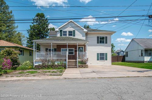136 East St, Eynon, PA, 18403-1302 | Card Image