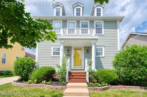 1818 Gilmore St, Howell, MI, 48855-6812 | Card Image