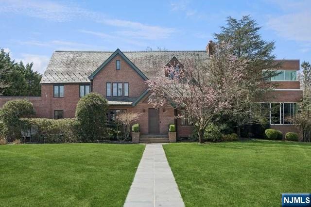 Residential in Teaneck