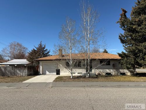 1530 June Avenue, Idaho Falls, ID, 83404 | Card Image