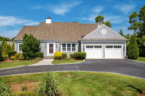 101 Pheasant Hill Cir, Cotuit, MA, 02635-2545 | Card Image