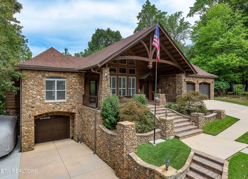 4335 Deer Run Dr, Louisville, TN, 37777-5223 | Card Image