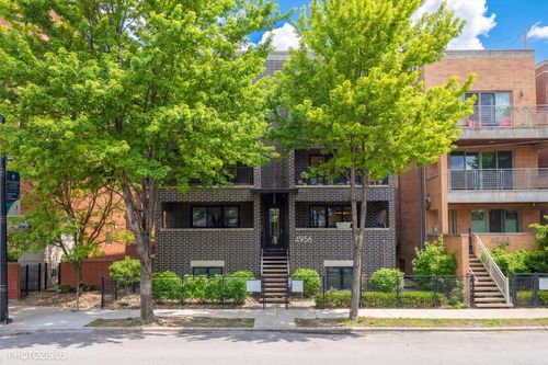 3n-4956 N Western Ave, Chicago, IL, 60625-1922 | Card Image