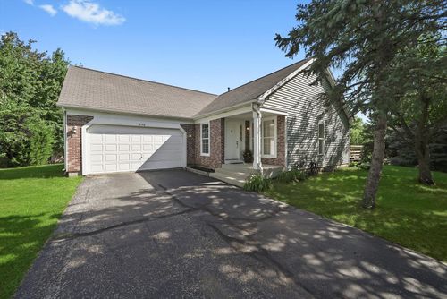 2108 Aspen Dr, Woodstock, IL, 60098-6903 | Card Image