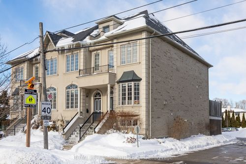 120 Clement Rd, Etobicoke, ON, M9R1Z2 | Card Image