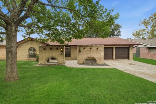 6406 Handsome Lake Dr, Leon Valley, TX, 78238-1522 | Card Image