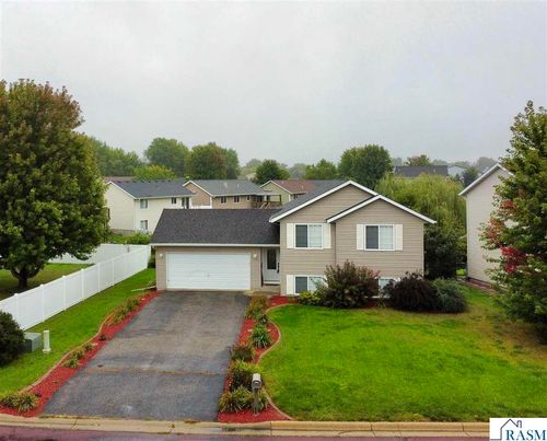 829 Tanager Rd, Mankato, MN, 56001-6448 | Card Image