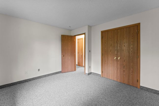 2115 Cliffview Dr, House other with 4 bedrooms, 2 bathrooms and null parking in Eagan MN | Image 18
