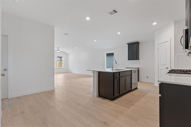 *Images and 3D tour are for illustration only and options may vary from home as built. | Image 9