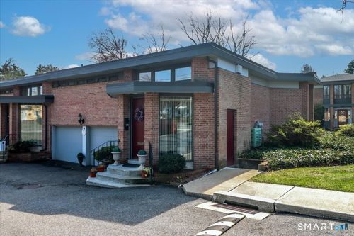 20-160 Fairfield Woods Rd, Fairfield, CT, 06825-3340 | Card Image