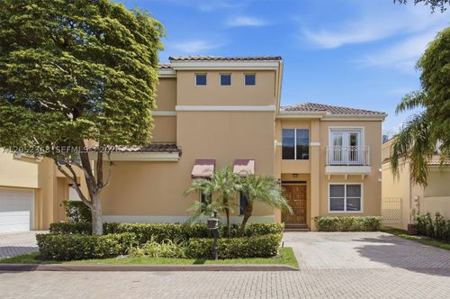 3722 Ne 208th Ter, Aventura, FL, 33180-3858 | Card Image