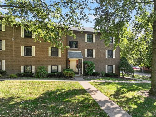 1516 Fairmont St, Wilkinsburg, PA, 15221-2686 | Card Image