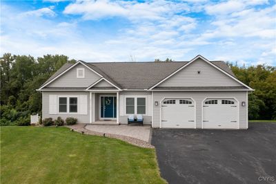 113 Firefly Way, House other with 5 bedrooms, 3 bathrooms and null parking in Camillus NY | Image 1