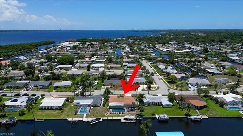 1720 Lakeview Blvd, NORTH FORT MYERS, FL, 33903-4632 | Card Image