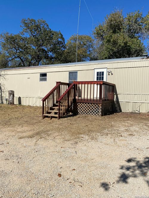 408 Oak Hollow, La Vernia, TX, 78121 | Card Image