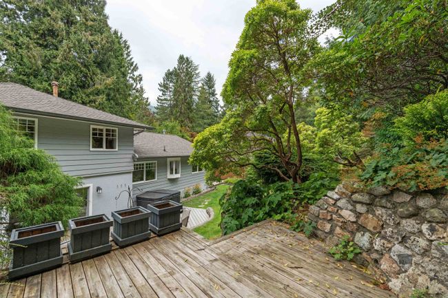 5670 Keith Road, House other with 3 bedrooms, 2 bathrooms and null parking in West Vancouver BC | Image 36