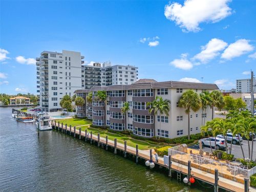apt-203e-3121 Ne 51st St, Fort Lauderdale, FL, 33308-4354 | Card Image