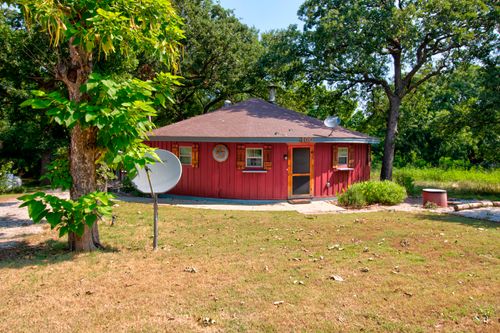 400 Oak St, Nocona, TX, 76255-4939 | Card Image