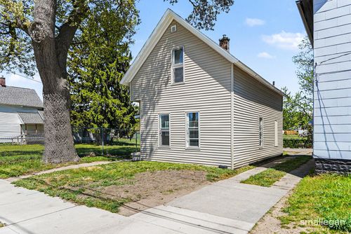1316 Sanford St, Muskegon, MI, 49441-2151 | Card Image