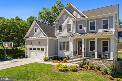 7309 Redd Rd, Falls Church, VA, 22043-2709 | Card Image