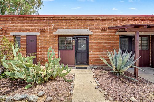 c-364 S Paseo Lobo, Green Valley, AZ, 85614-0796 | Card Image