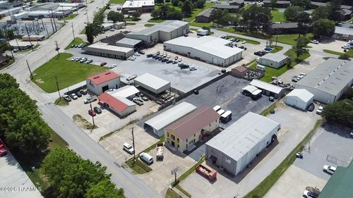 152 Banks Ave, Lafayette, LA, 70506-1988 | Card Image