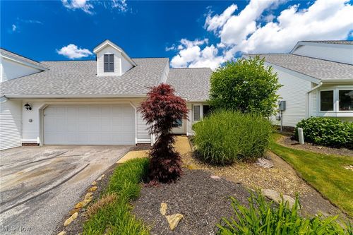 b-5730 Emerald Ridge Parkway, Solon, OH, 44139 | Card Image