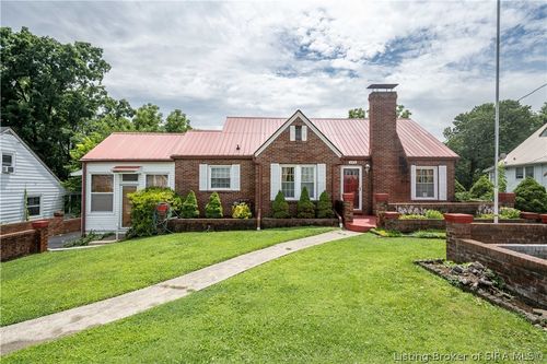 632 E Daisy Lane, New Albany, IN, 47150 | Card Image