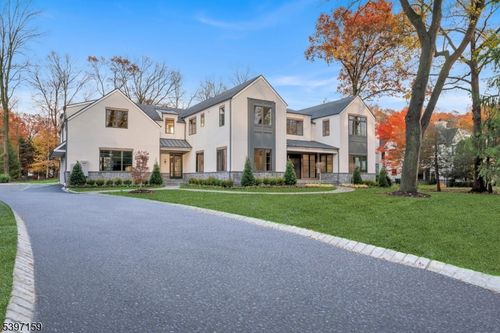 44 Orchard Rd, Demarest, NJ, 07627-1619 | Card Image