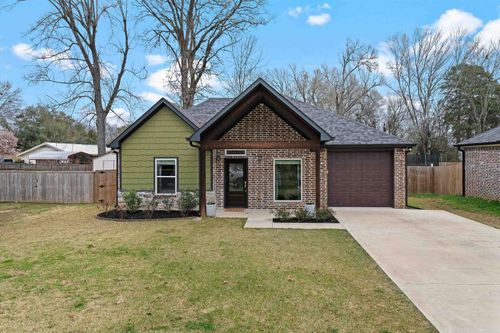 192 N Pinewood Dr, Carthage, TX, 75633-2213 | Card Image