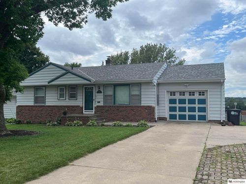 710 S 67th Ave, Omaha, NE, 68106-1114 | Card Image
