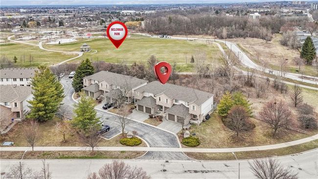 3 - 230 Blackhorne Dr, Townhouse with 3 bedrooms, 3 bathrooms and 2 parking in Kitchener ON | Image 4