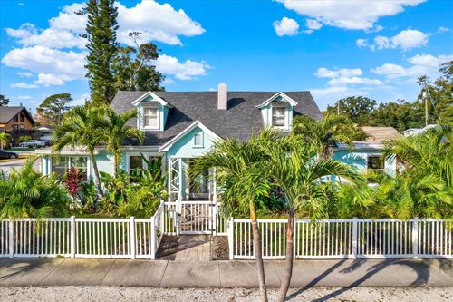 5201 18th Ave S, GULFPORT, FL, 33707-4214 | Card Image